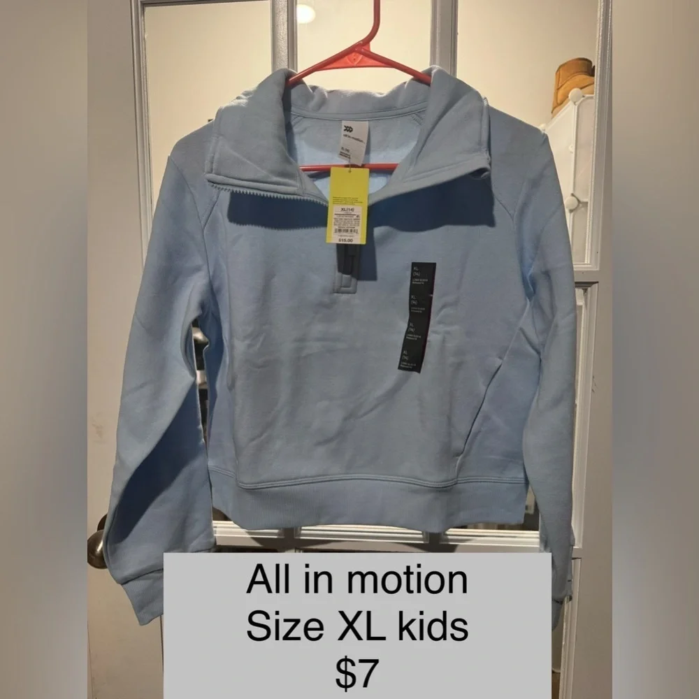 Size XL Youth size All in Motion Sky Blue Half-Zip Pullover